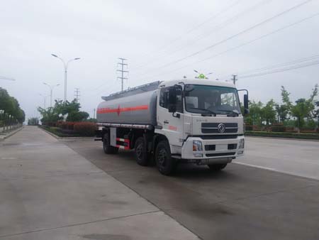 楚飛牌CLQ5253GYY5D型運(yùn)油車(chē)